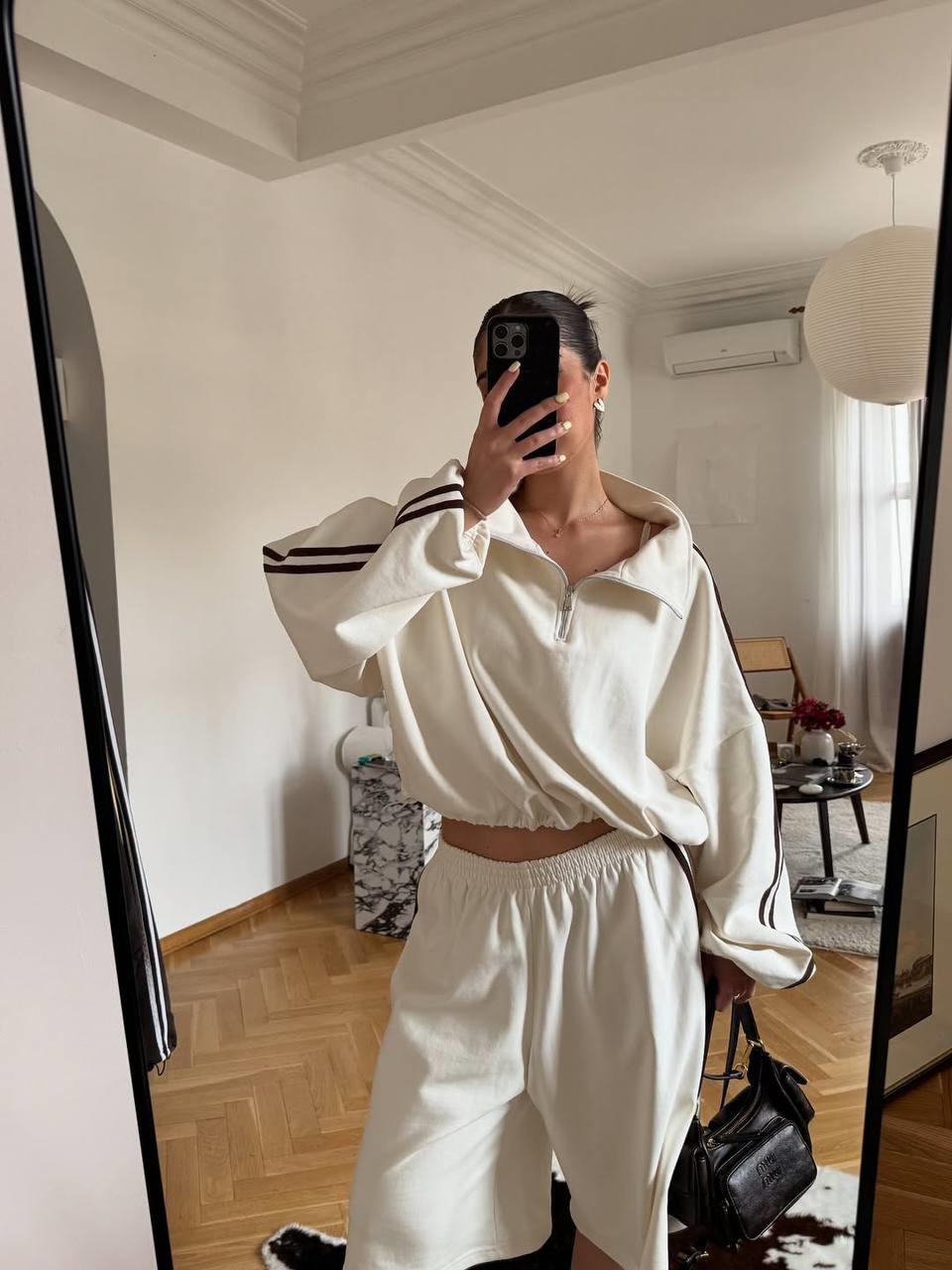 054c20a1-4032-11f0-8622-dee18ff4e8c0_1