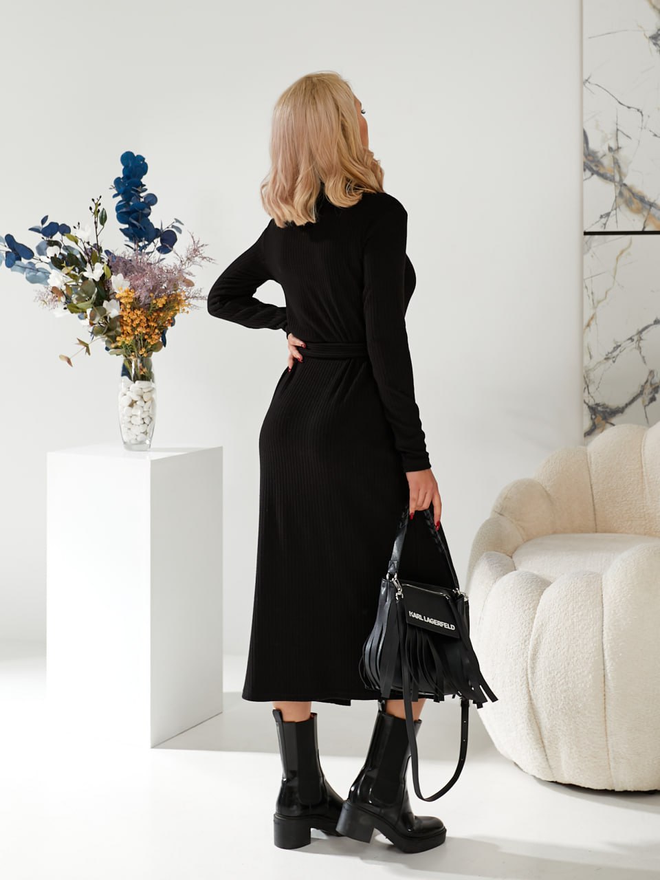 06ffaa94-f961-11ef-8621-dee18ff4e8c0_1