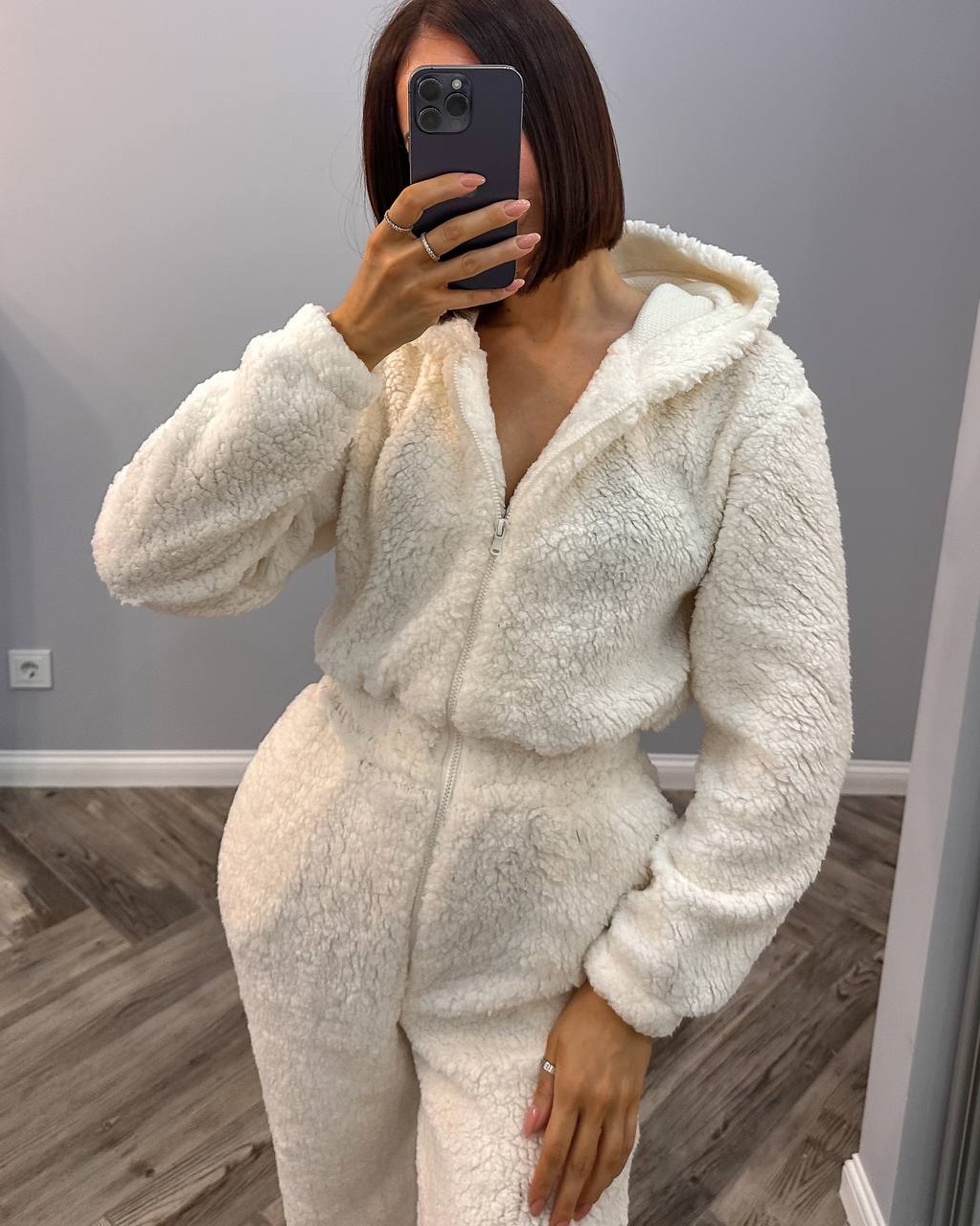 17bd39fa-9839-11ee-ad3f-166b0be12ee5_6