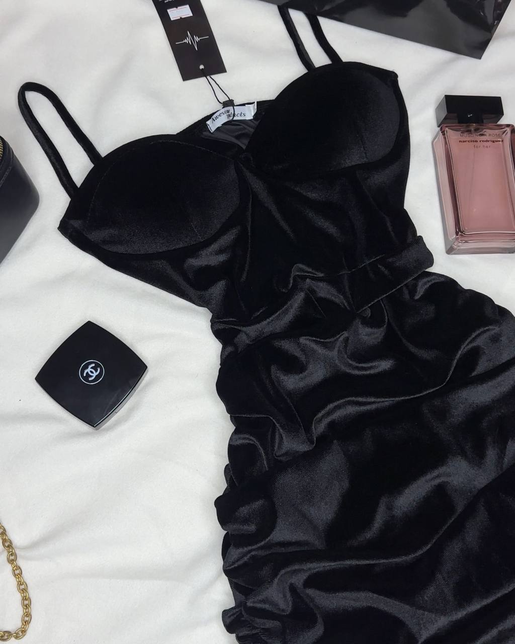 26f11a29-f151-11ef-8621-dee18ff4e8c0_1