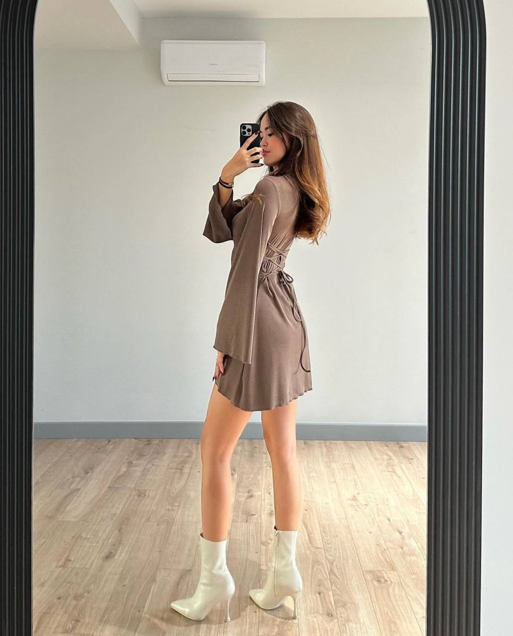 4d322f7a-9ca3-11ee-ad41-166b0be12ee5_1