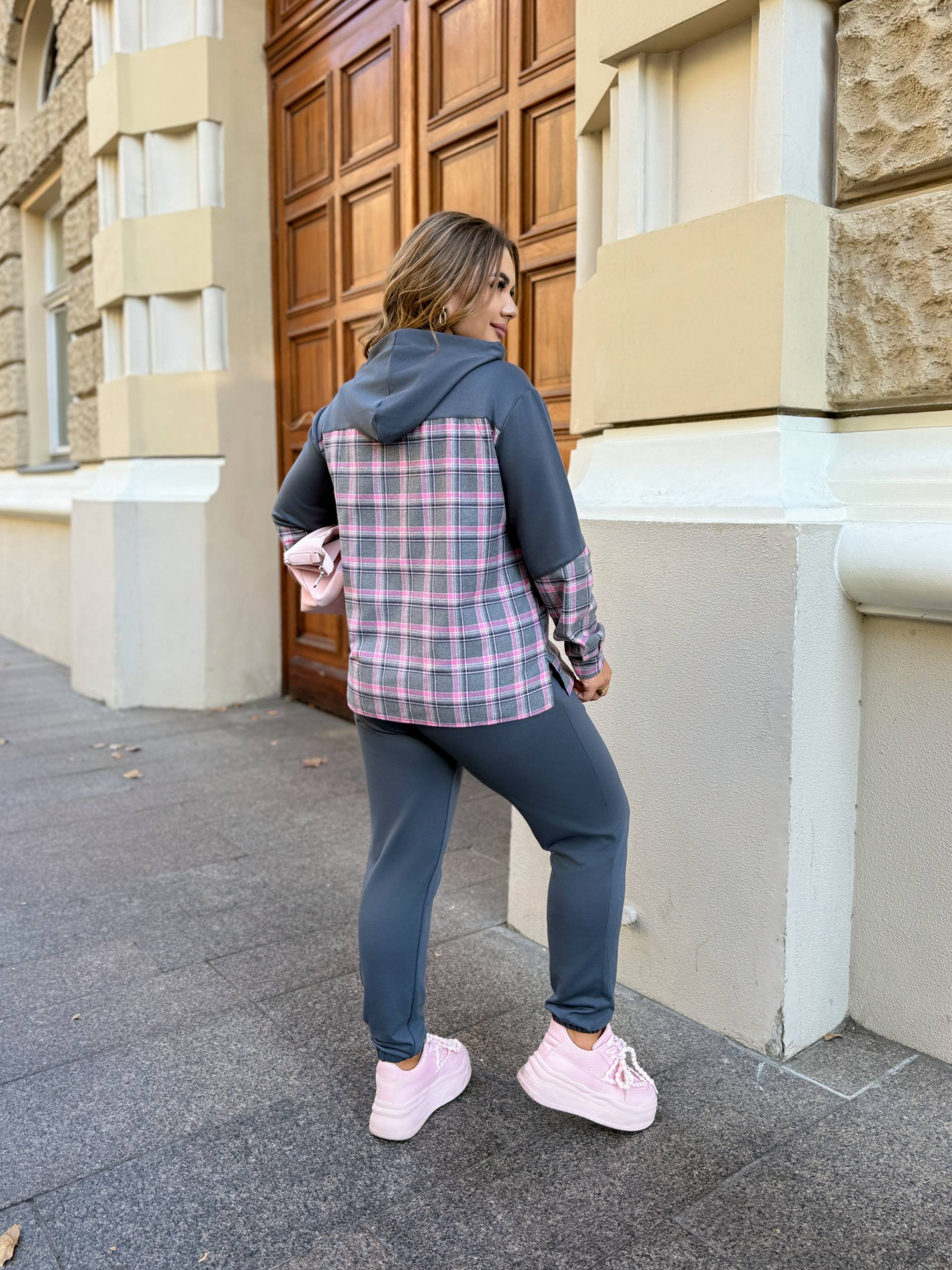 5ccc0a46-87e9-11f0-8624-dee18ff4e8c0_2