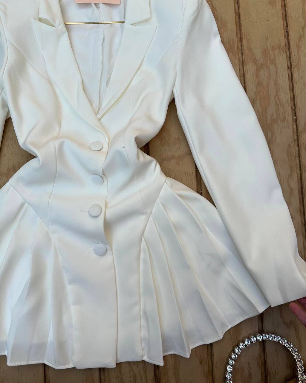 68146e5c-e0bd-11ef-8621-dee18ff4e8c0_2