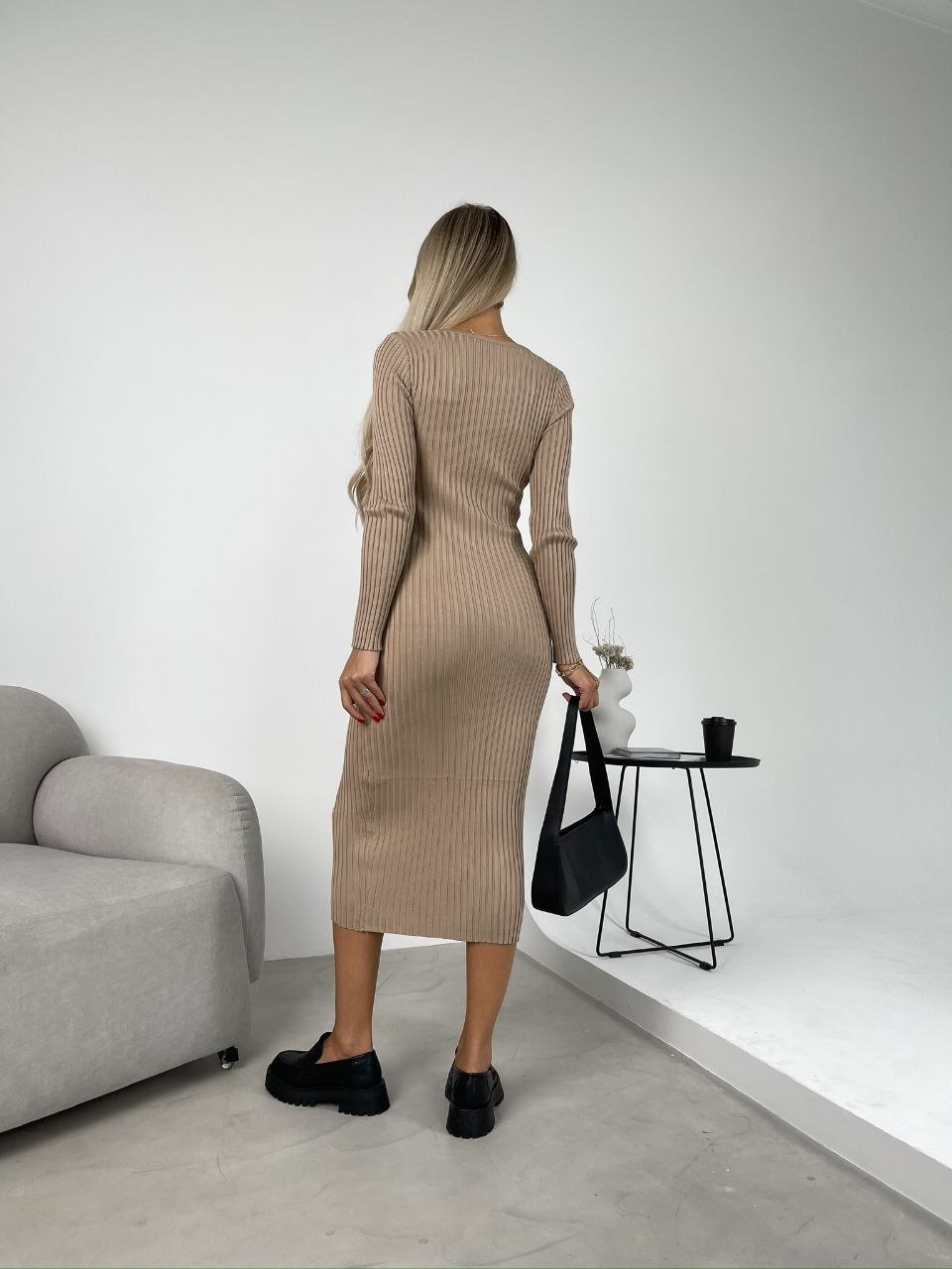 7df0cc70-406f-11f0-8622-dee18ff4e8c0_1