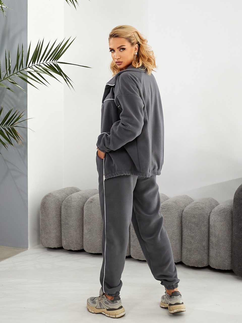 85e90e4e-8e42-11ef-8620-dee18ff4e8c0_2