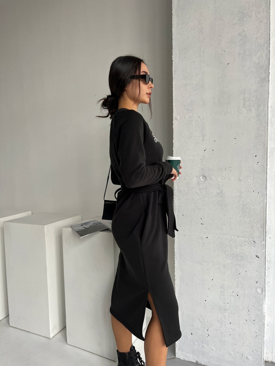 8606e8c6-981a-11ee-ad3f-166b0be12ee5_1