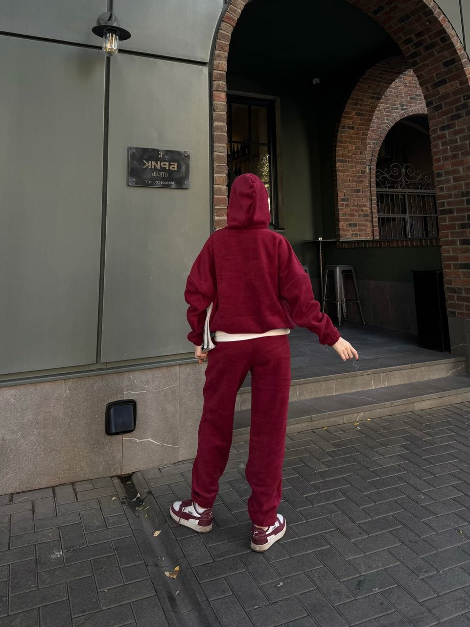 89097ed2-9508-11ef-8620-dee18ff4e8c0_1