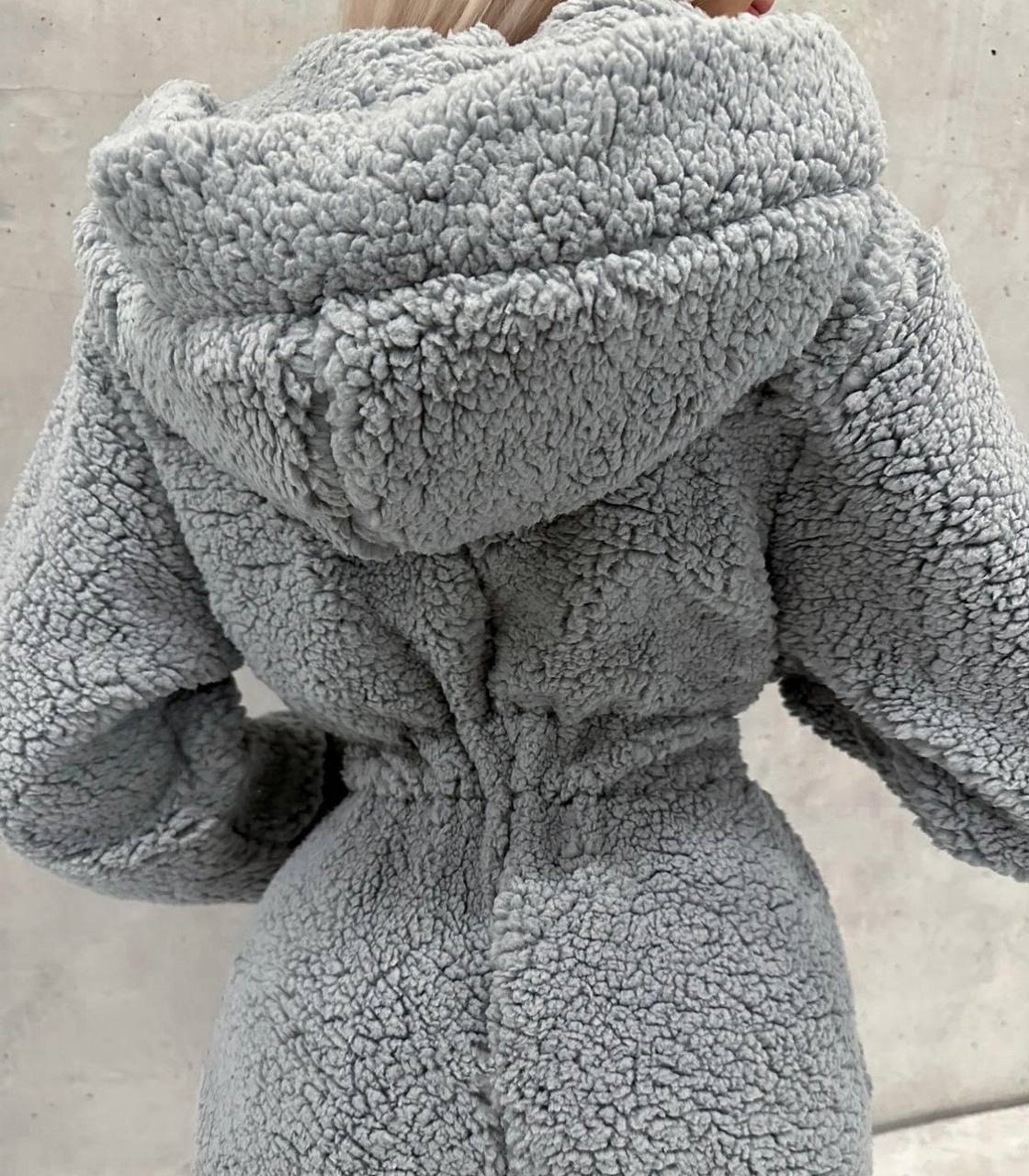 9819b266-9831-11ee-ad3f-166b0be12ee5_2