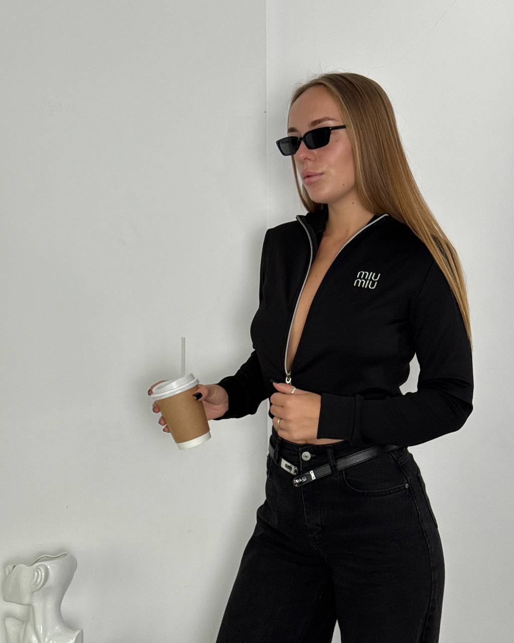 ac239a52-a3b0-11f0-8624-dee18ff4e8c0_1