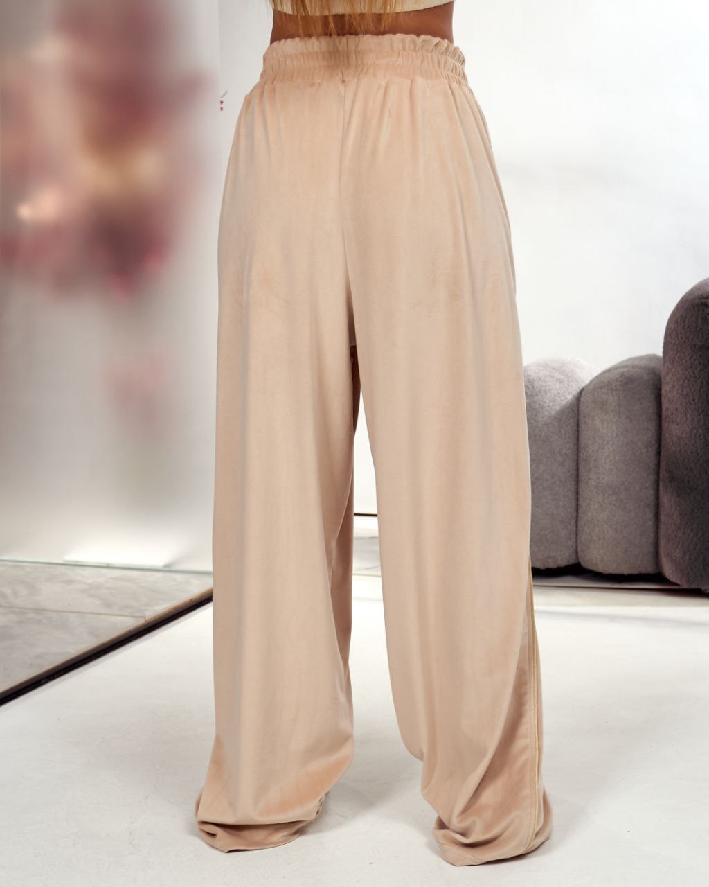 b2cd4339-7dea-11f0-8624-dee18ff4e8c0_2