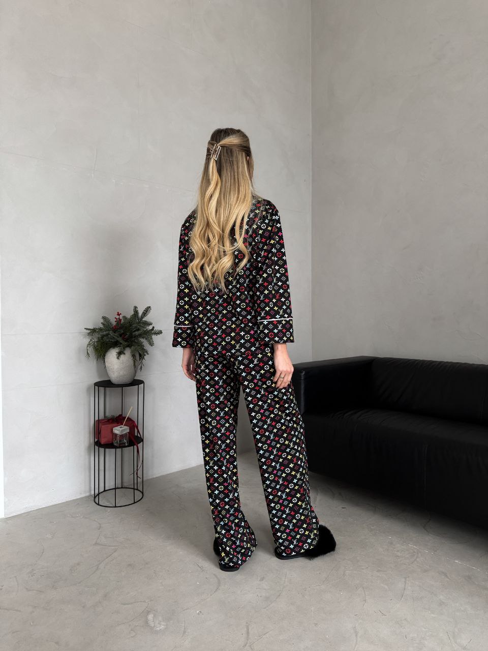 b2cd4340-7dea-11f0-8624-dee18ff4e8c0_1