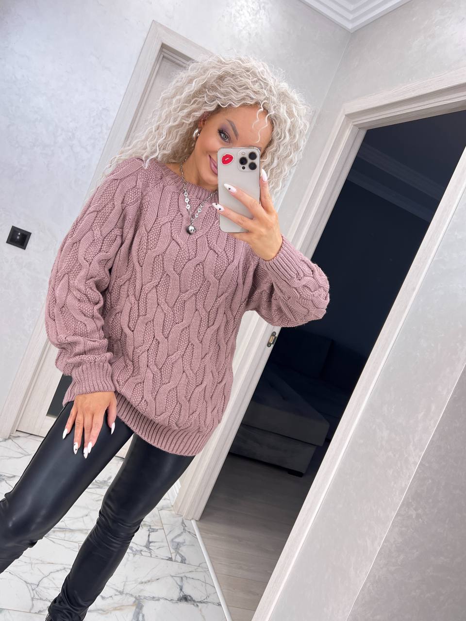 b5e17e34-6fa8-11ef-861f-dee18ff4e8c0_1