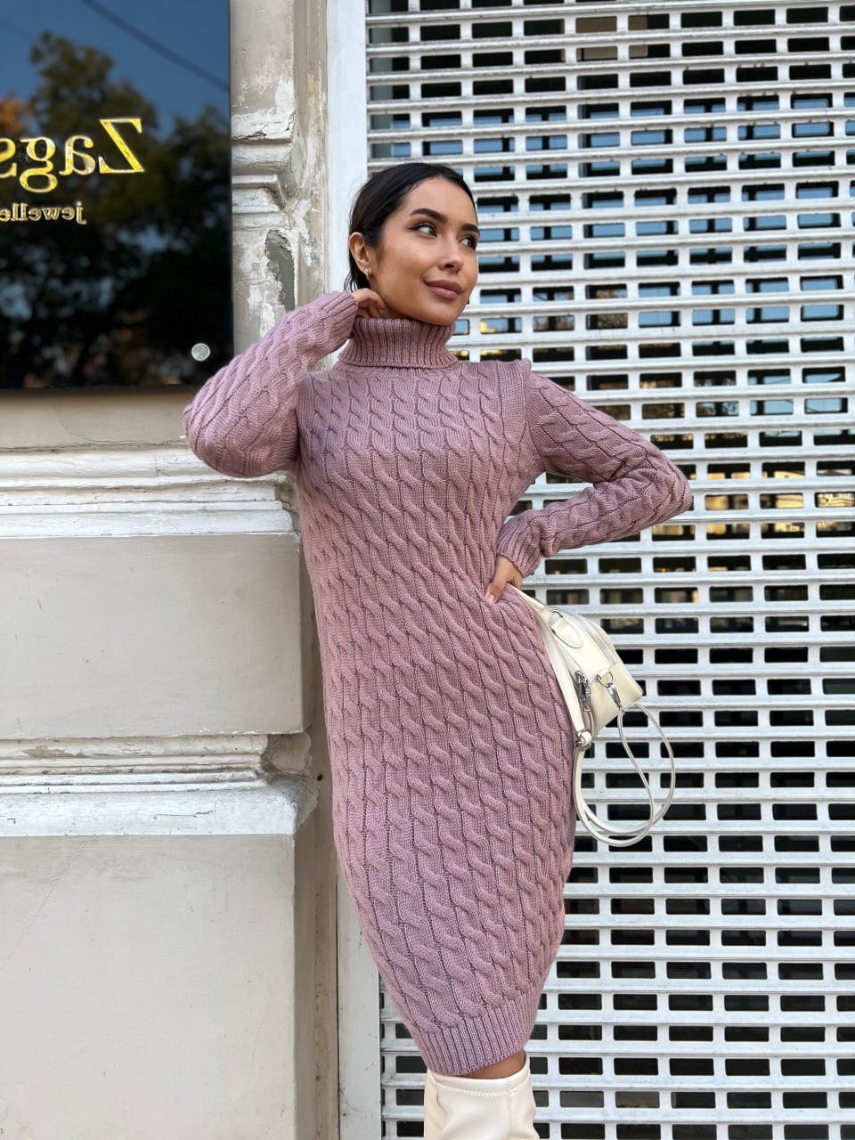 b773c187-8bc5-11ee-ad37-166b0be12ee5_3