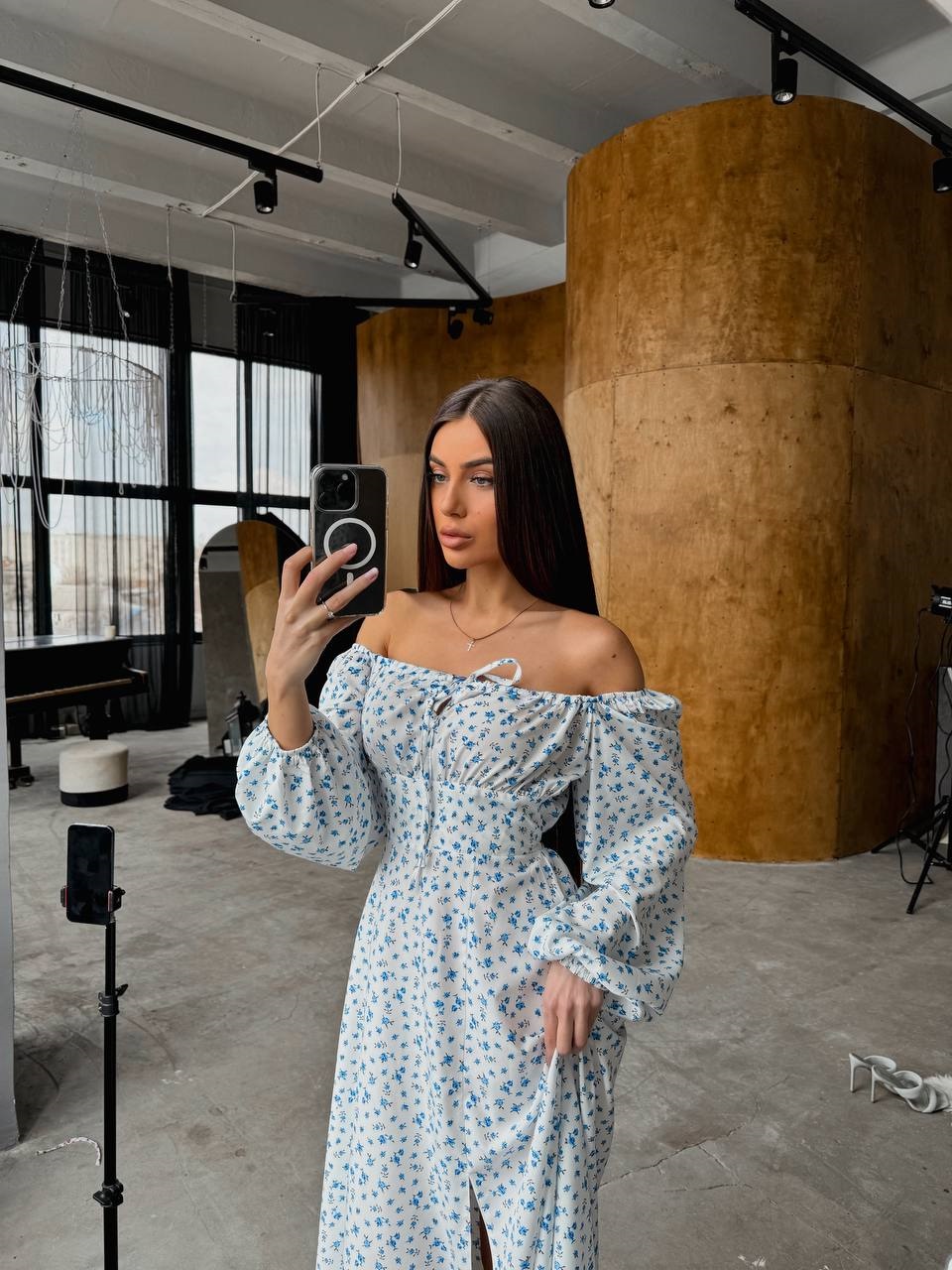 d1eea3ed-10b9-11f0-8621-dee18ff4e8c0_2