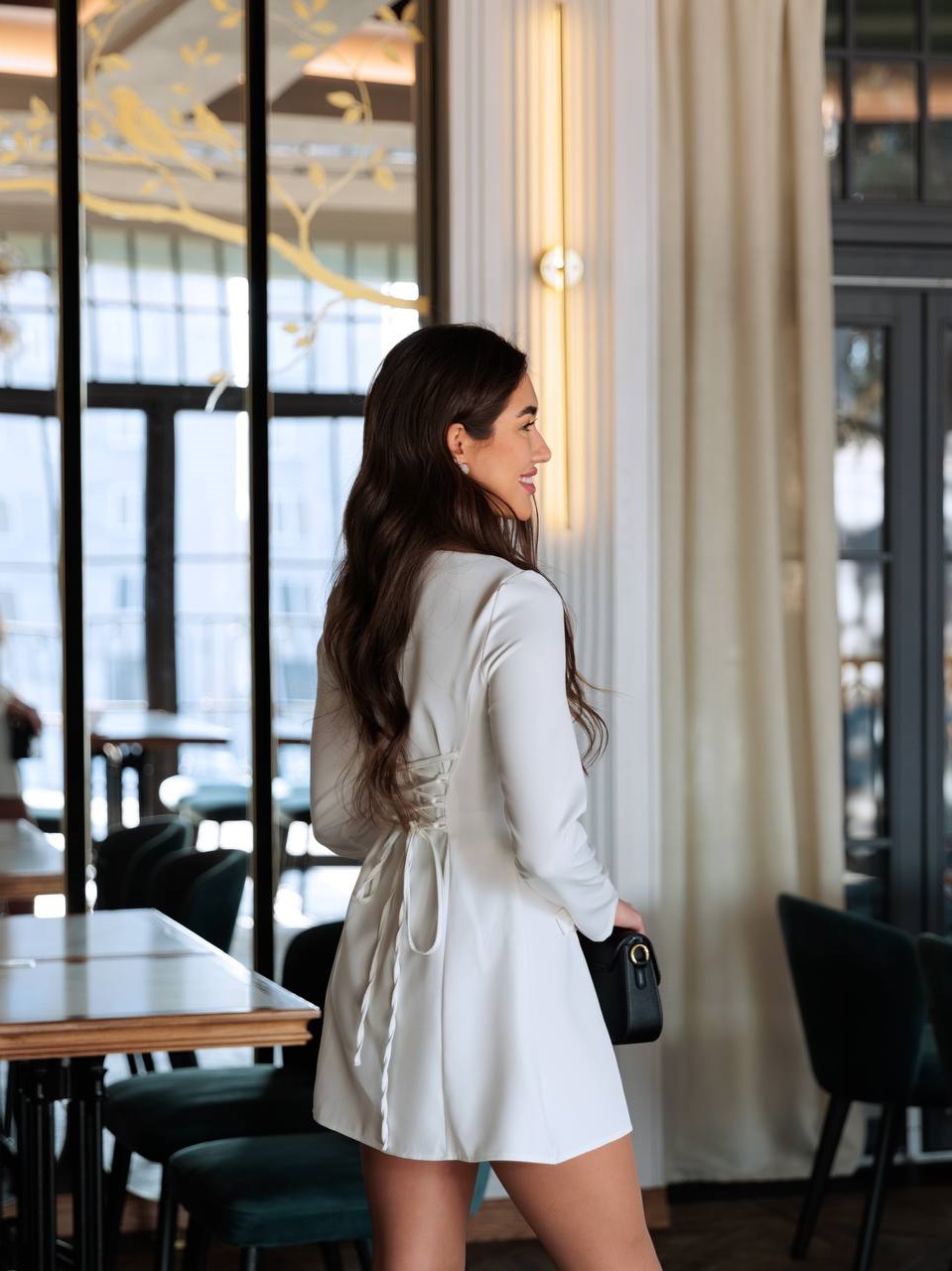 d30b3687-f325-11ef-8621-dee18ff4e8c0_2