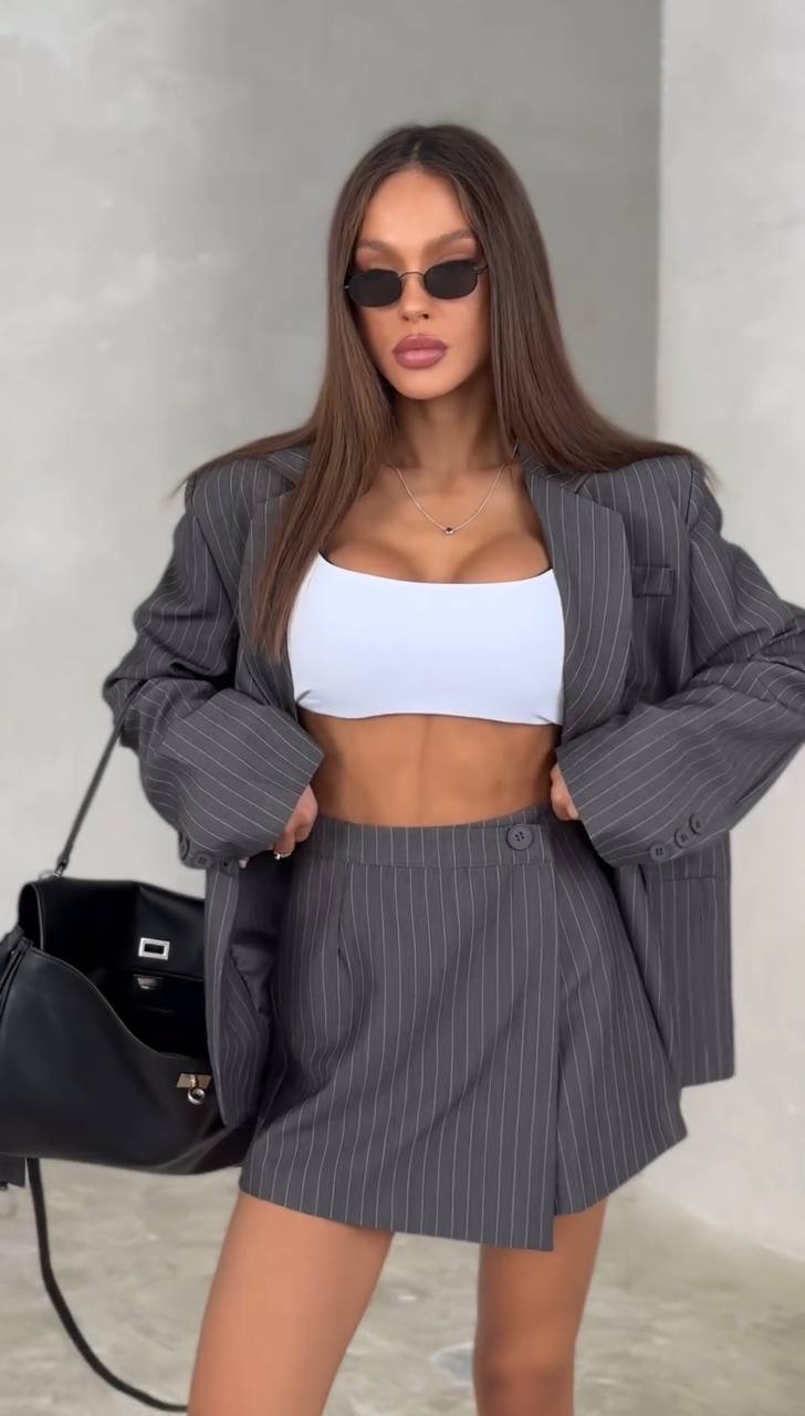 db52d648-5111-11ef-861c-dee18ff4e8c0_1