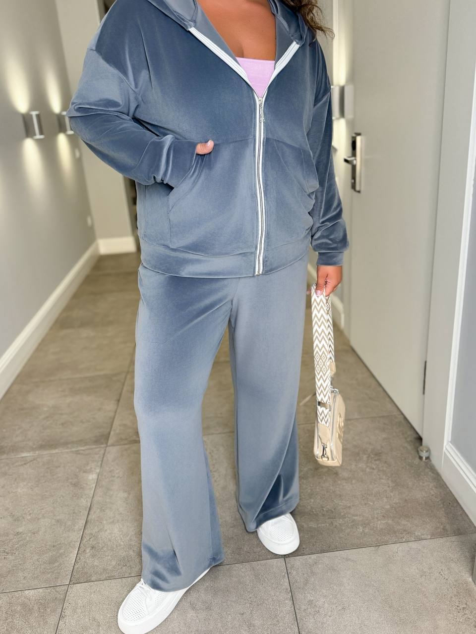 e65f0d2d-3fb2-11f0-8622-dee18ff4e8c0_1