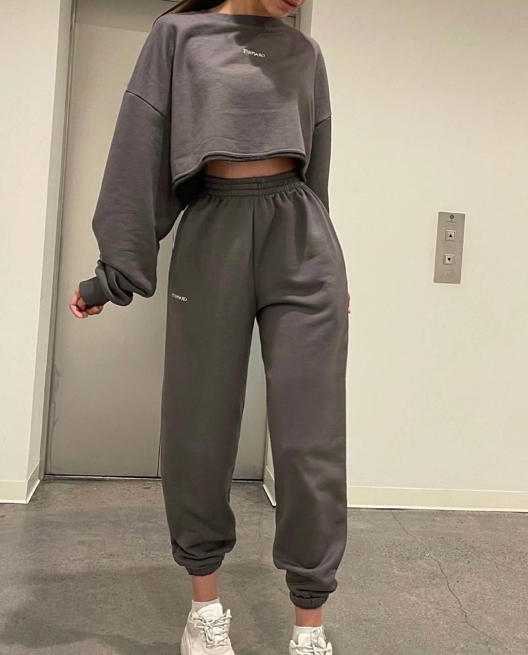 fcb3b82a-b838-11ee-ad48-166b0be12ee5_1