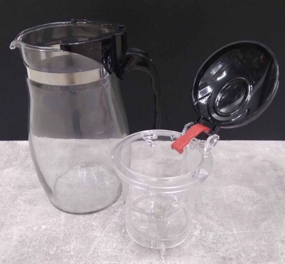 67f7c5c5-cd40-11ed-acec-166b0be12ee5_3