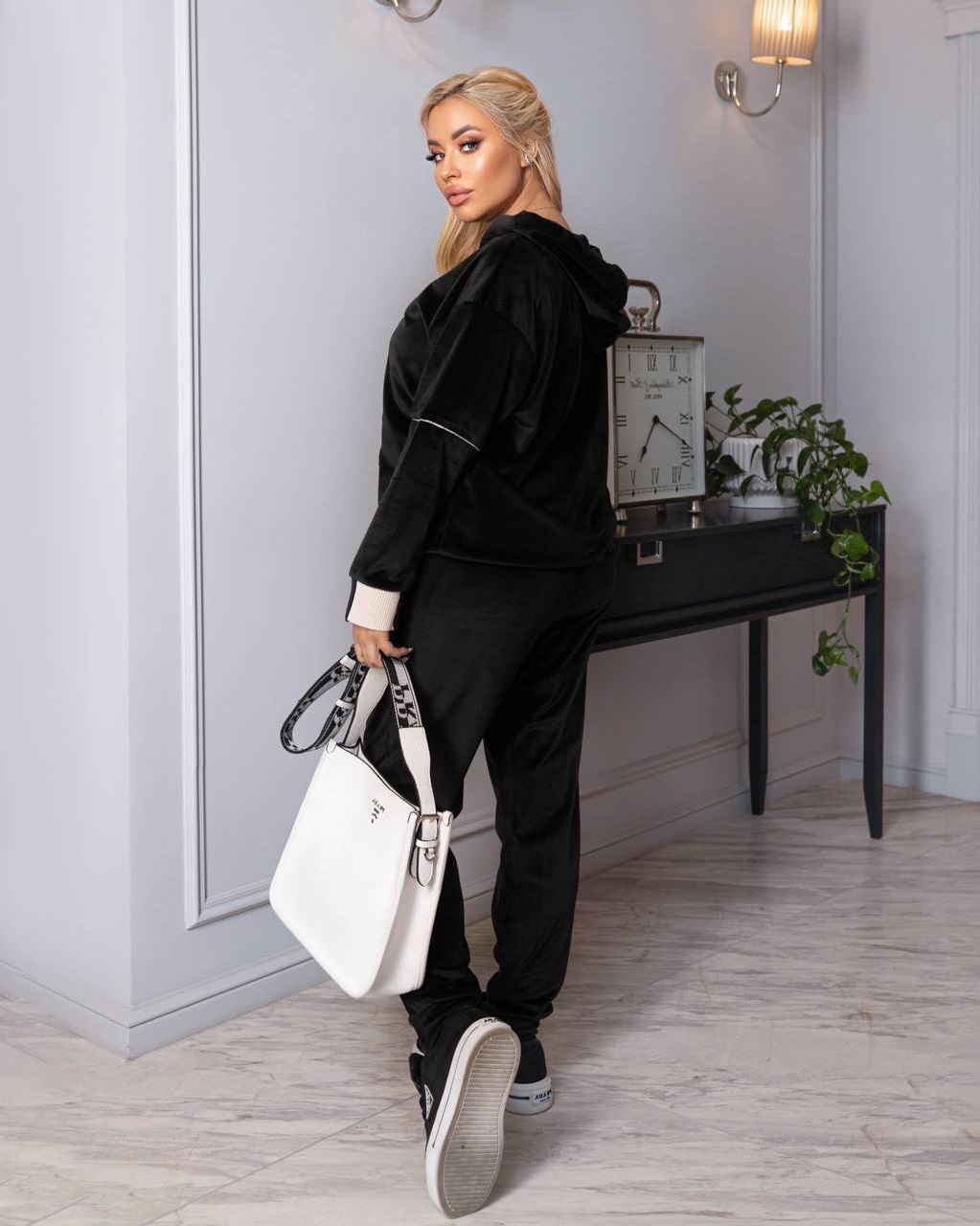 267efa76-c31f-11ee-ad4d-166b0be12ee5_3