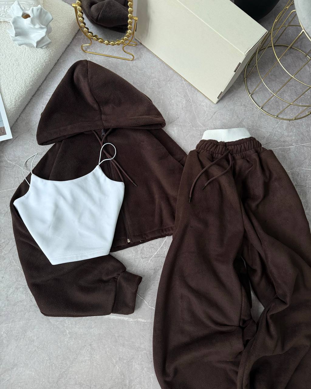 3f46efa5-db90-11f0-8624-dee18ff4e8c0_2