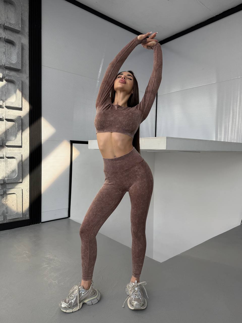 46fe4197-dc62-11f0-8624-dee18ff4e8c0_2