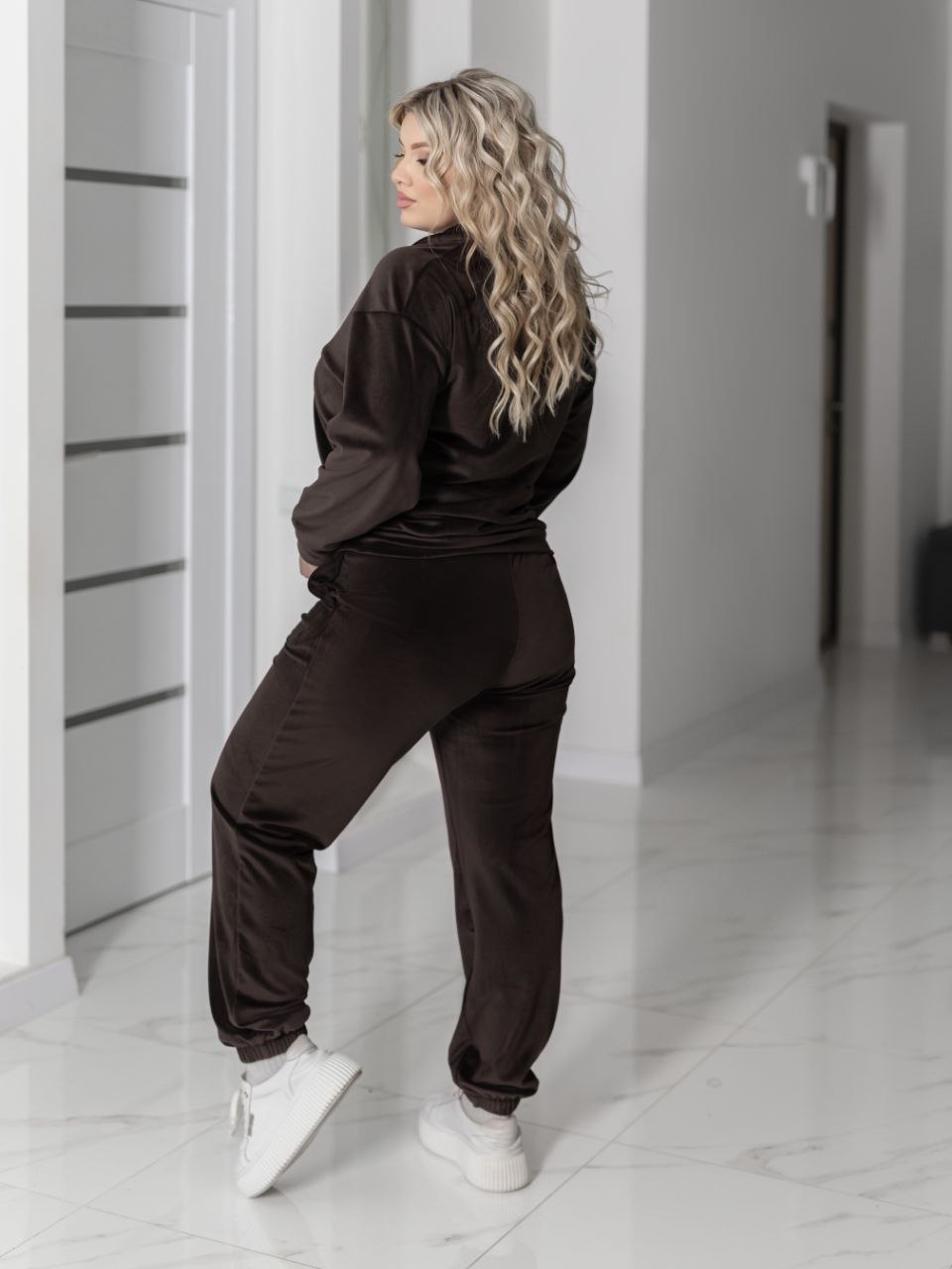 6039e528-4c48-11f0-8622-dee18ff4e8c0_1