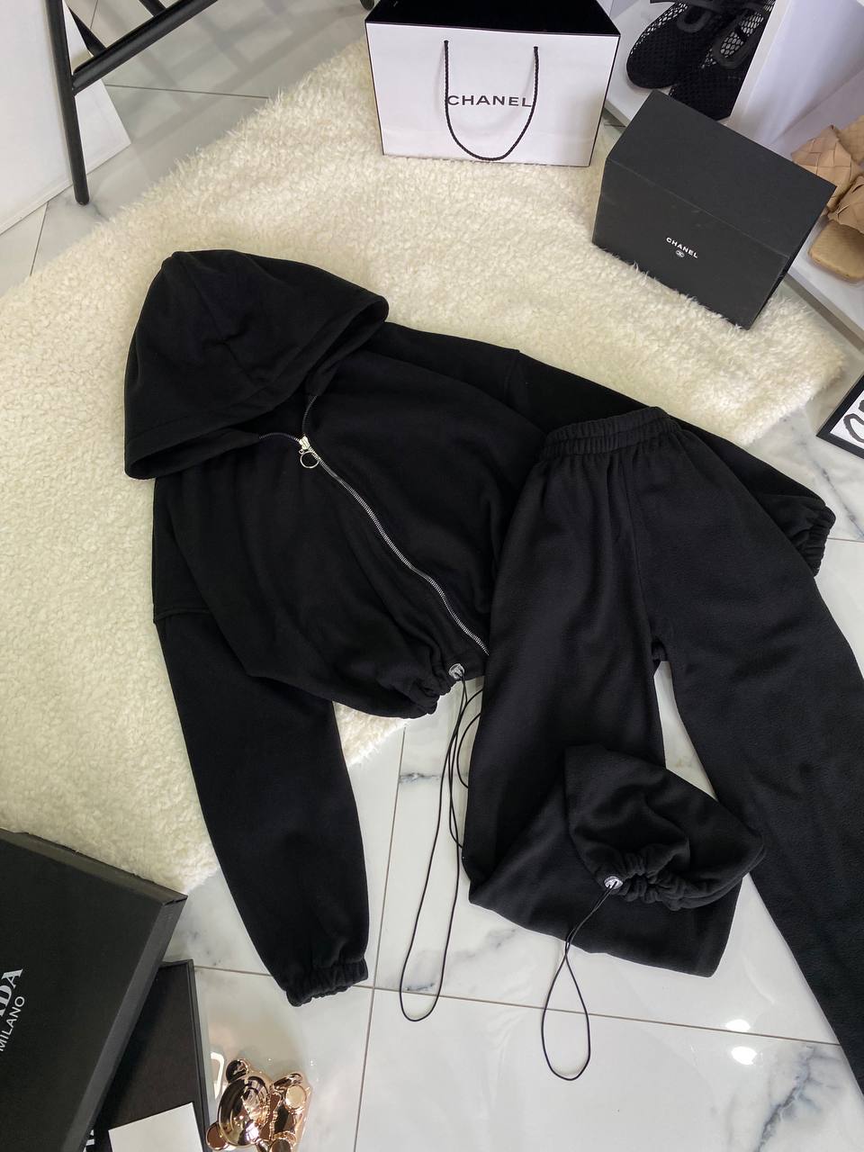 7270e39f-cae7-11f0-8624-dee18ff4e8c0_1