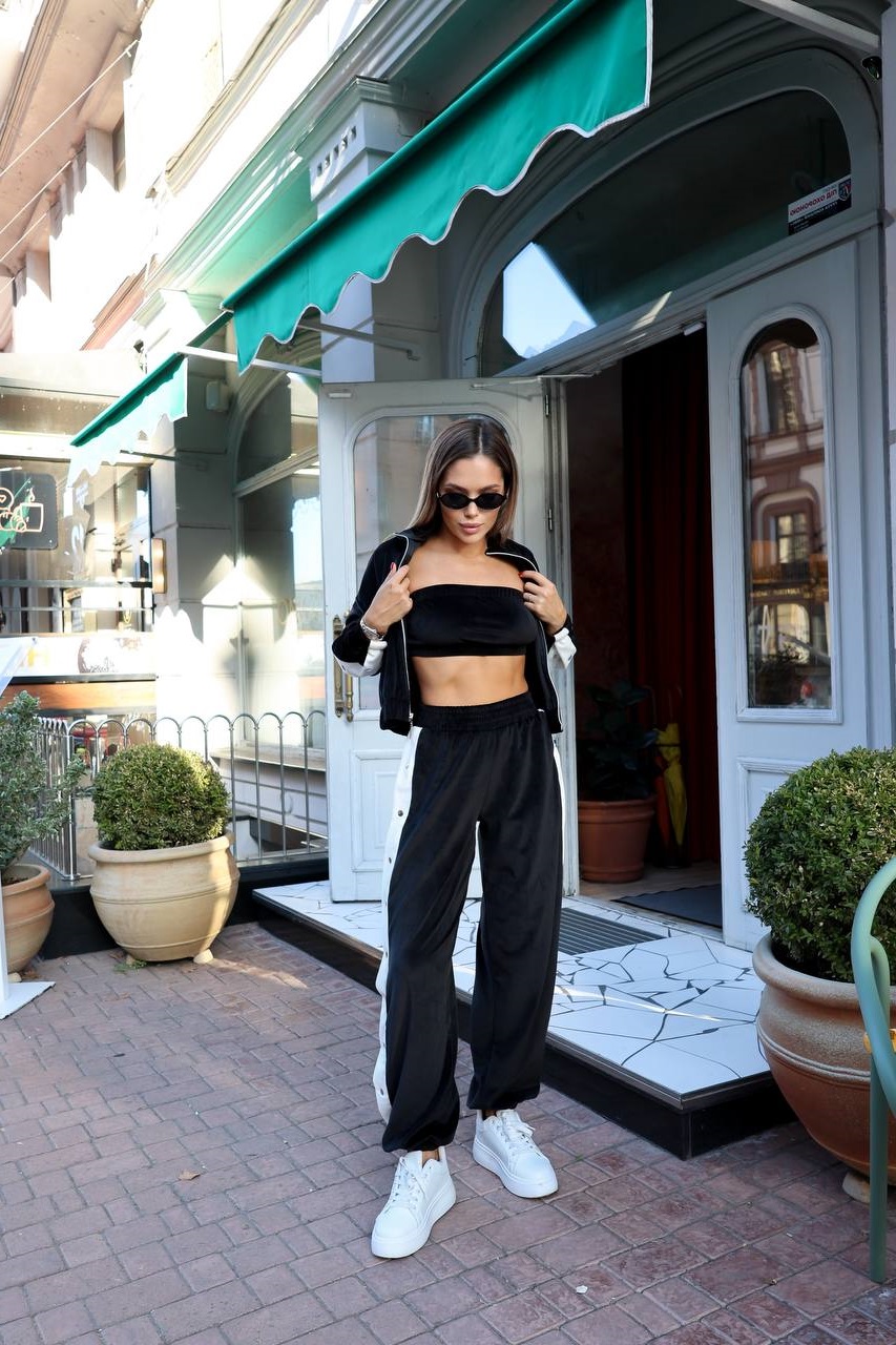 92b45eb4-4612-11f0-8622-dee18ff4e8c0_5