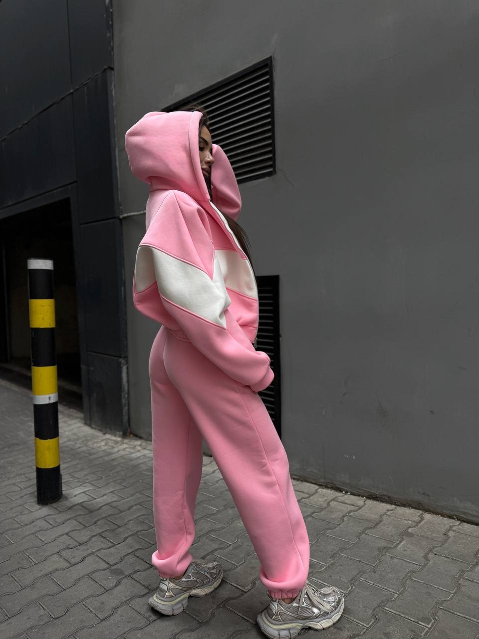 987e062d-b506-11f0-8624-dee18ff4e8c0_3