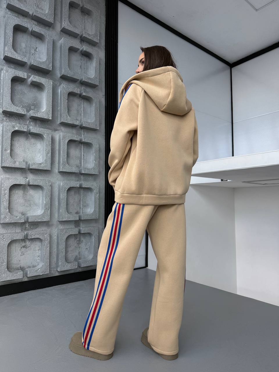 99170426-b766-11f0-8624-dee18ff4e8c0_1