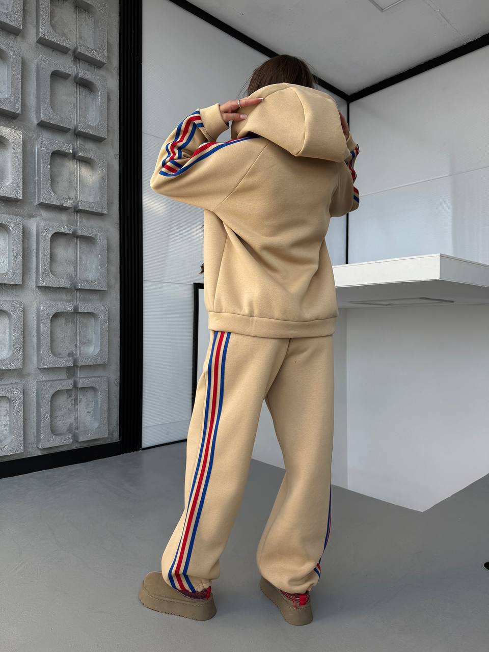 99170426-b766-11f0-8624-dee18ff4e8c0_2