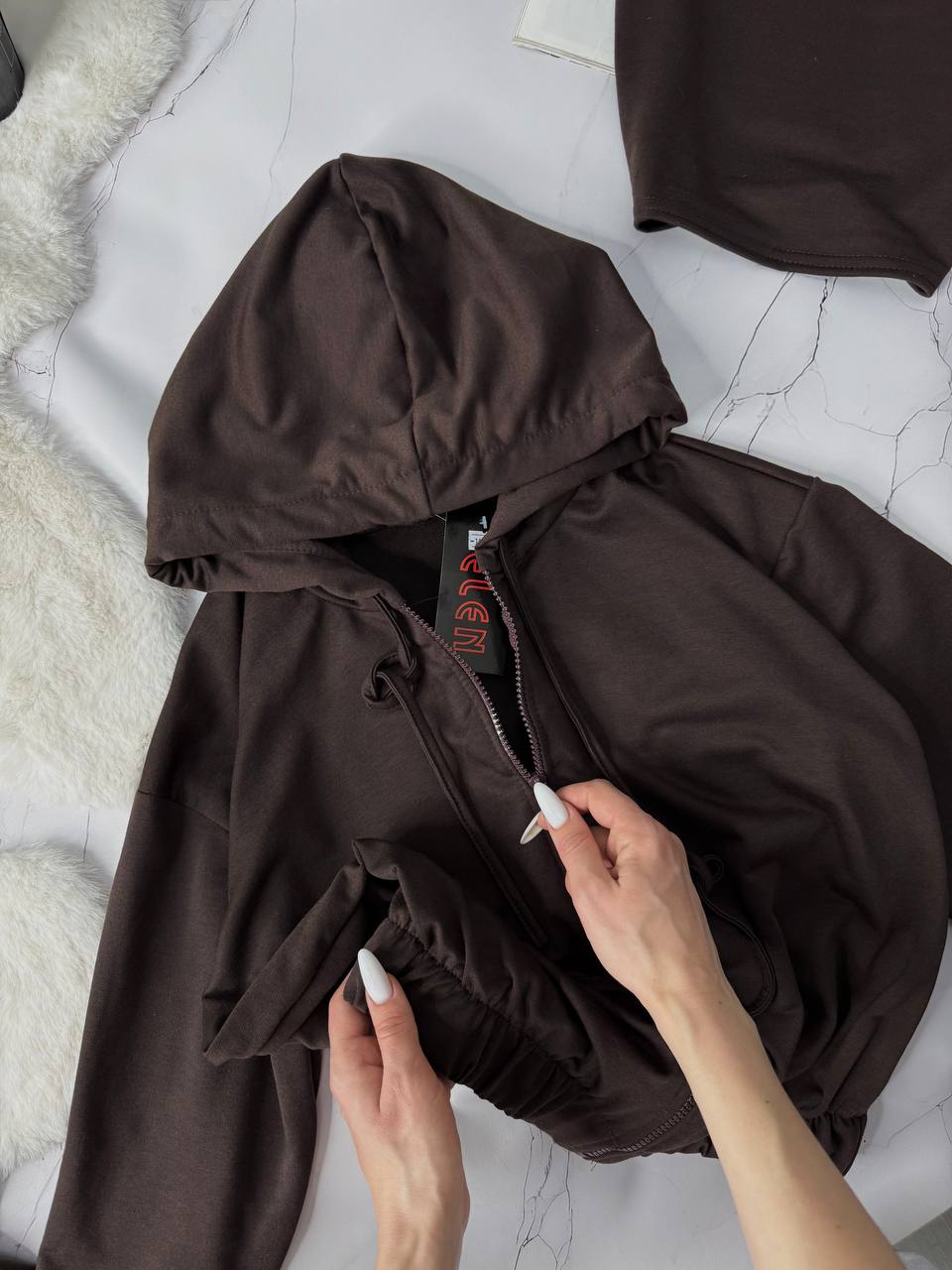 997e6860-fed3-11f0-8624-dee18ff4e8c0_3