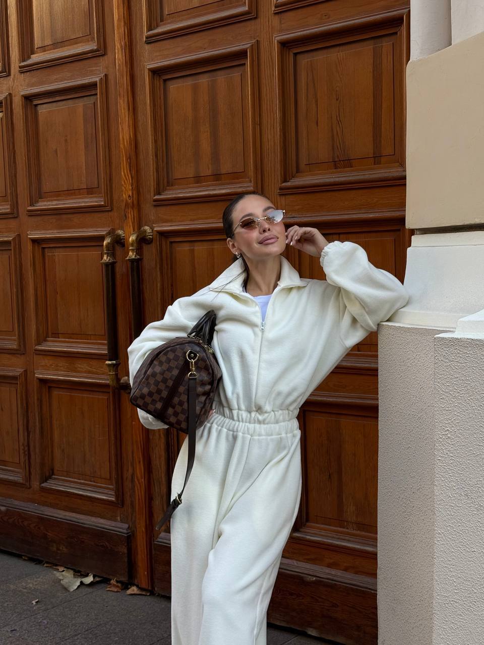 b2610f10-b6a3-11f0-8624-dee18ff4e8c0_1