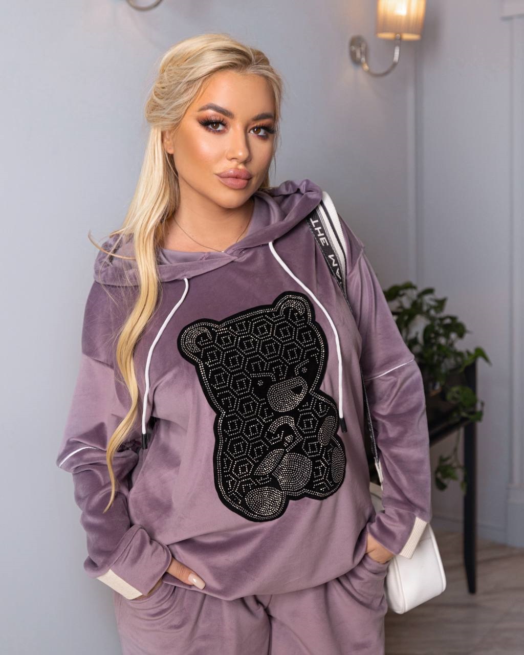 c9b0e205-c322-11ee-ad4d-166b0be12ee5_2