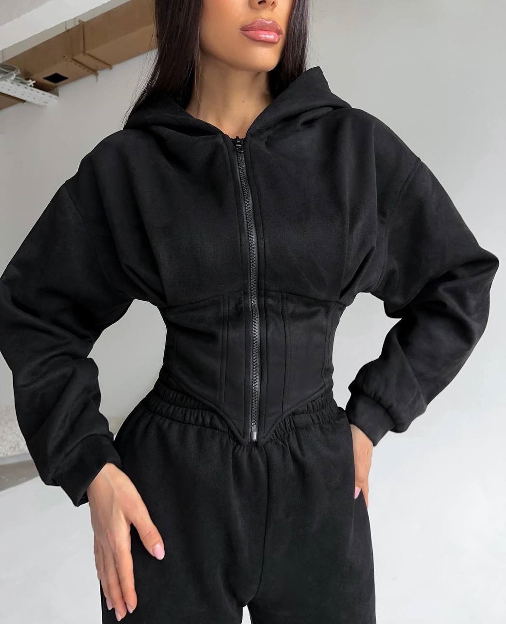 cd64b45f-c8b9-11ee-ad4e-166b0be12ee5_2