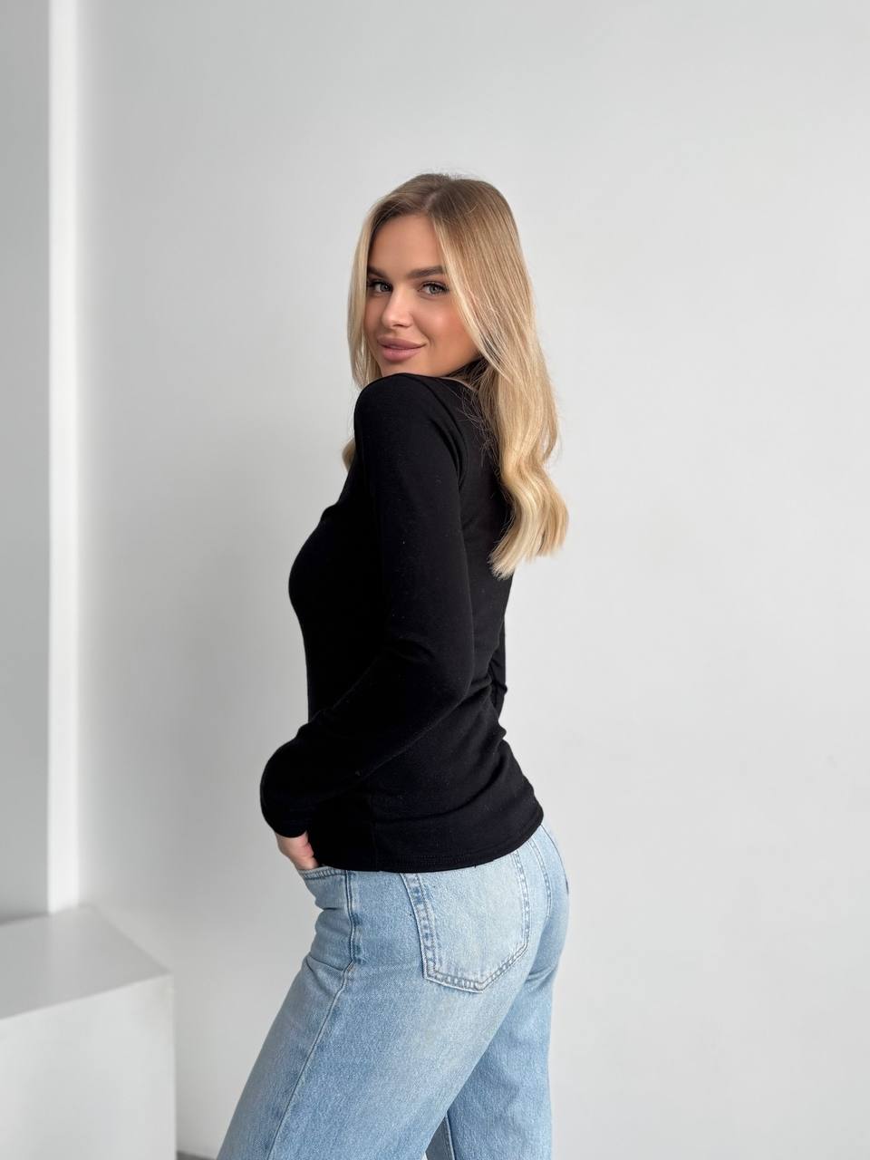 d2fe6752-be5e-11f0-8624-dee18ff4e8c0_2