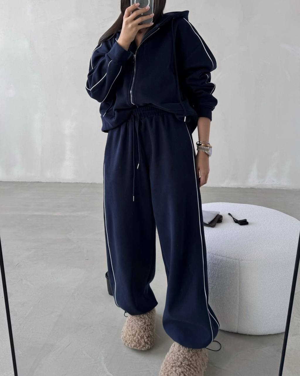 dcbee357-4768-11f0-8622-dee18ff4e8c0_1