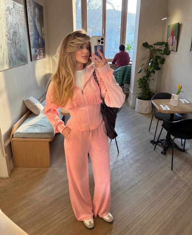 e837d83c-4ae6-11f0-8622-dee18ff4e8c0_1