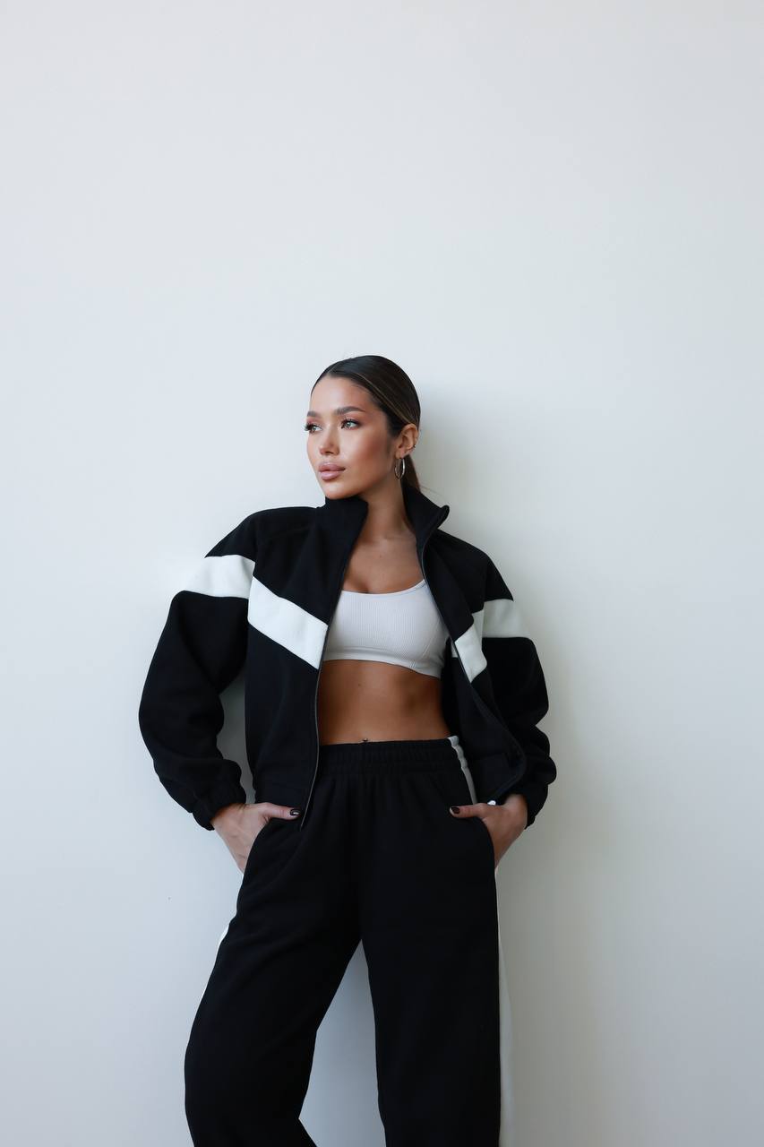 f68314da-b68a-11f0-8624-dee18ff4e8c0_2