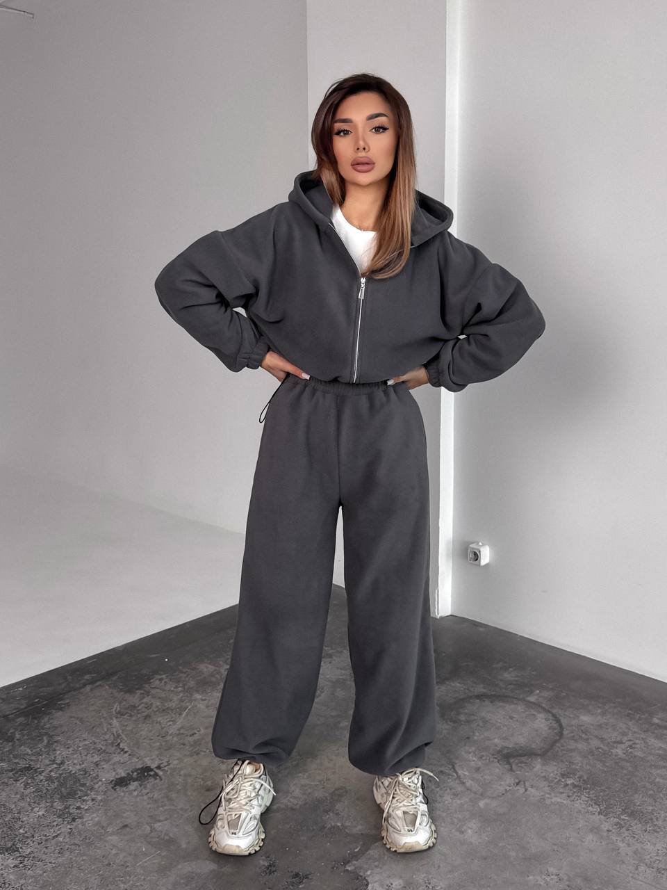 fb56d161-4846-11f0-8622-dee18ff4e8c0_2