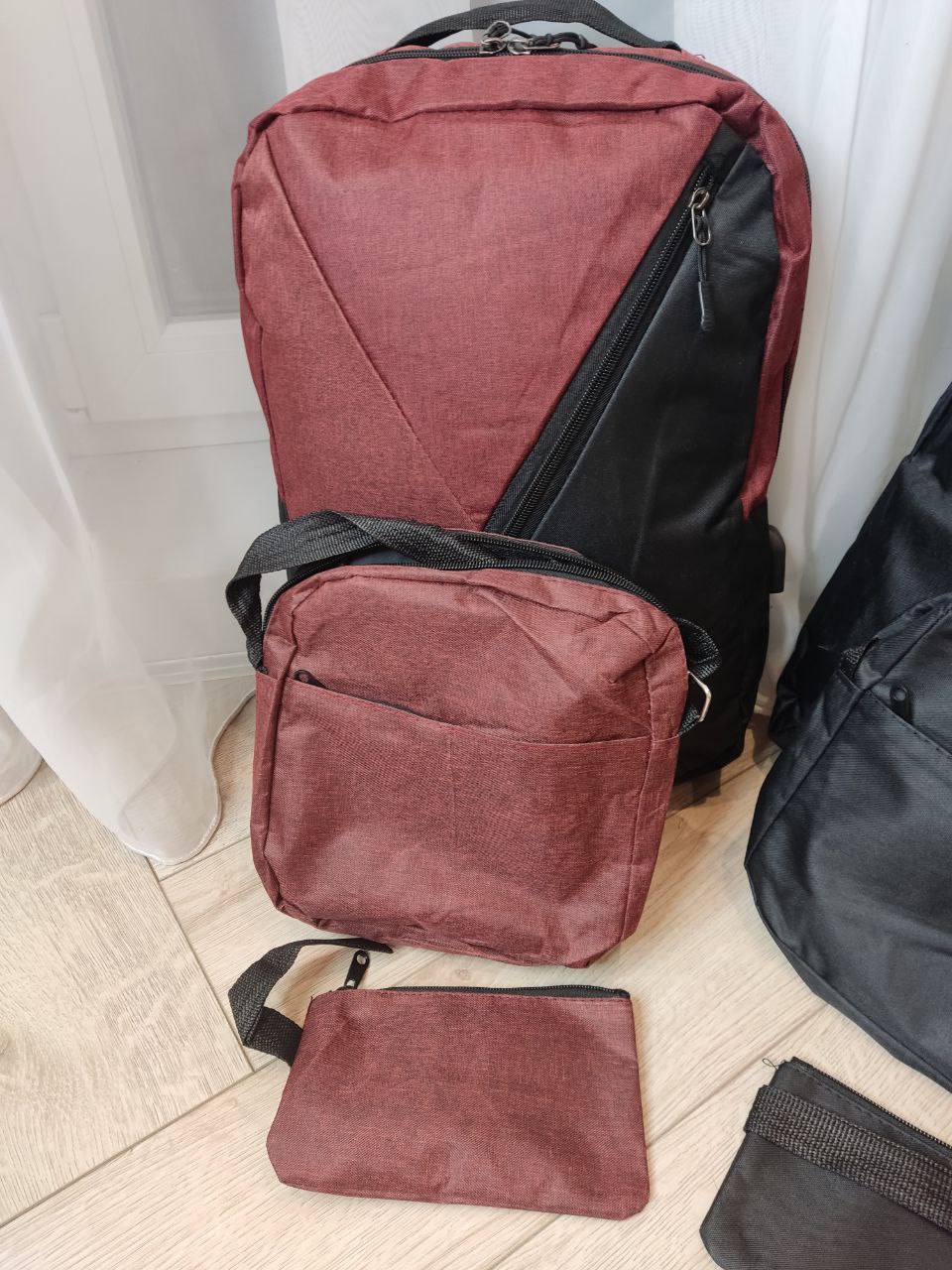 28ec7018-4692-11f0-8622-dee18ff4e8c0_4