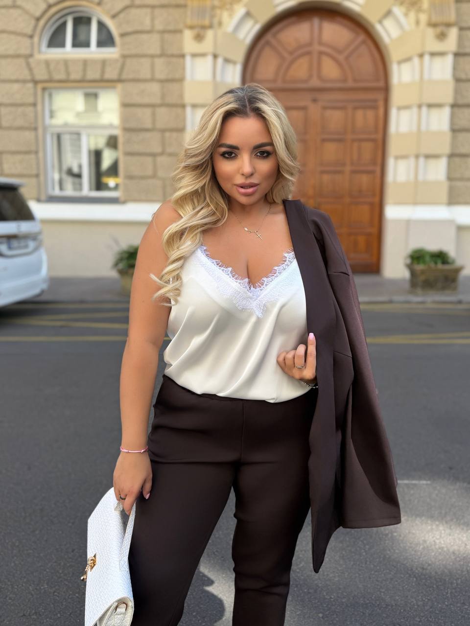 9d755d64-fe8f-11f0-8624-dee18ff4e8c0_3