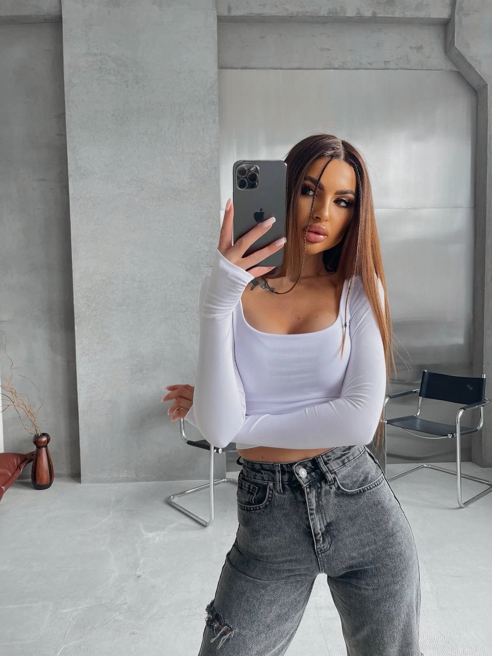 0e993d61-b5e8-11ee-ad47-166b0be12ee5_2