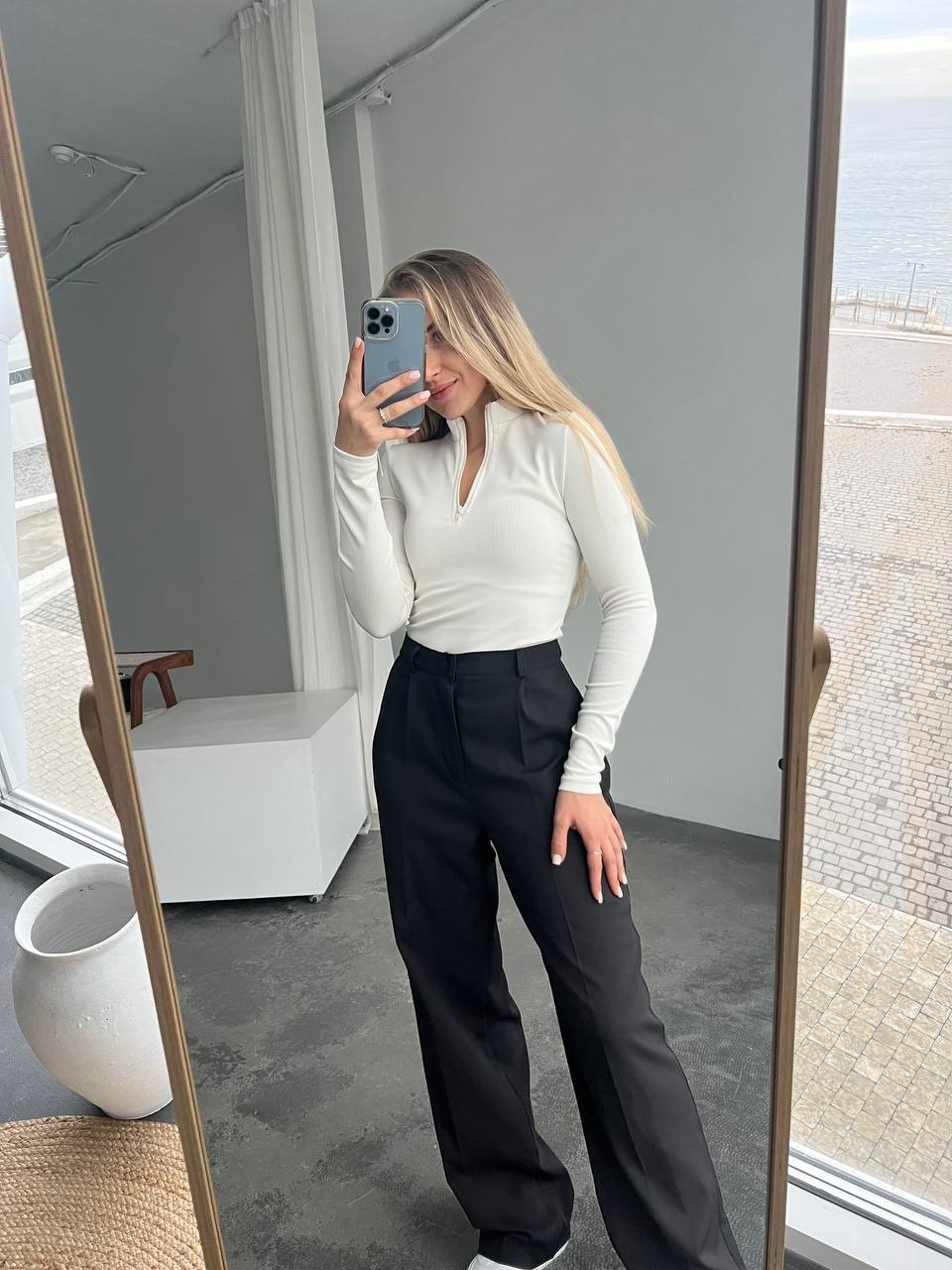 2b1678f4-8651-11ee-ad36-166b0be12ee5_1