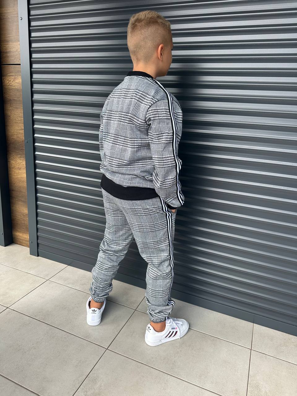 371937f5-5273-11ef-861c-dee18ff4e8c0_2