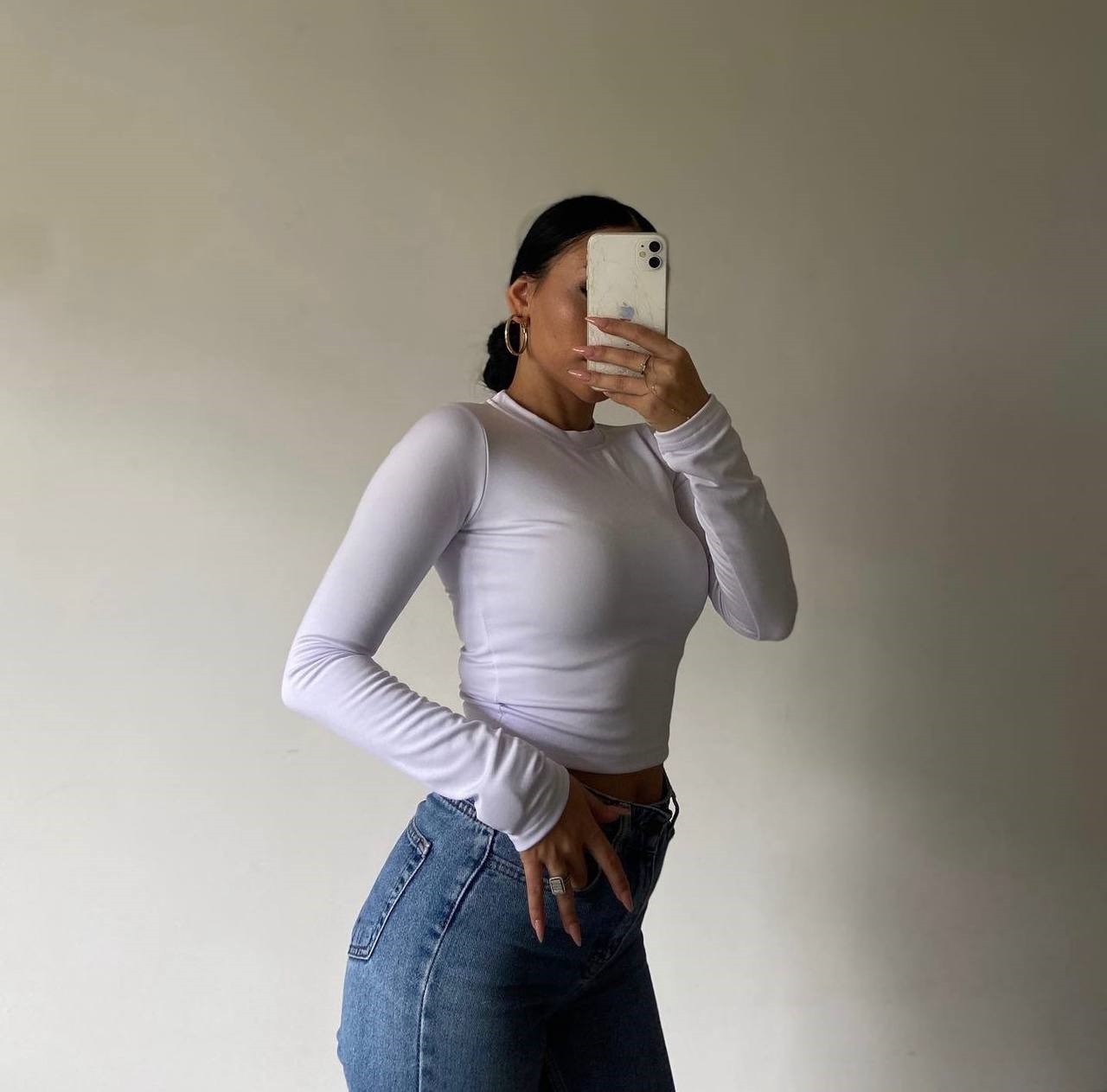 3e953ed4-b835-11ee-ad48-166b0be12ee5_0