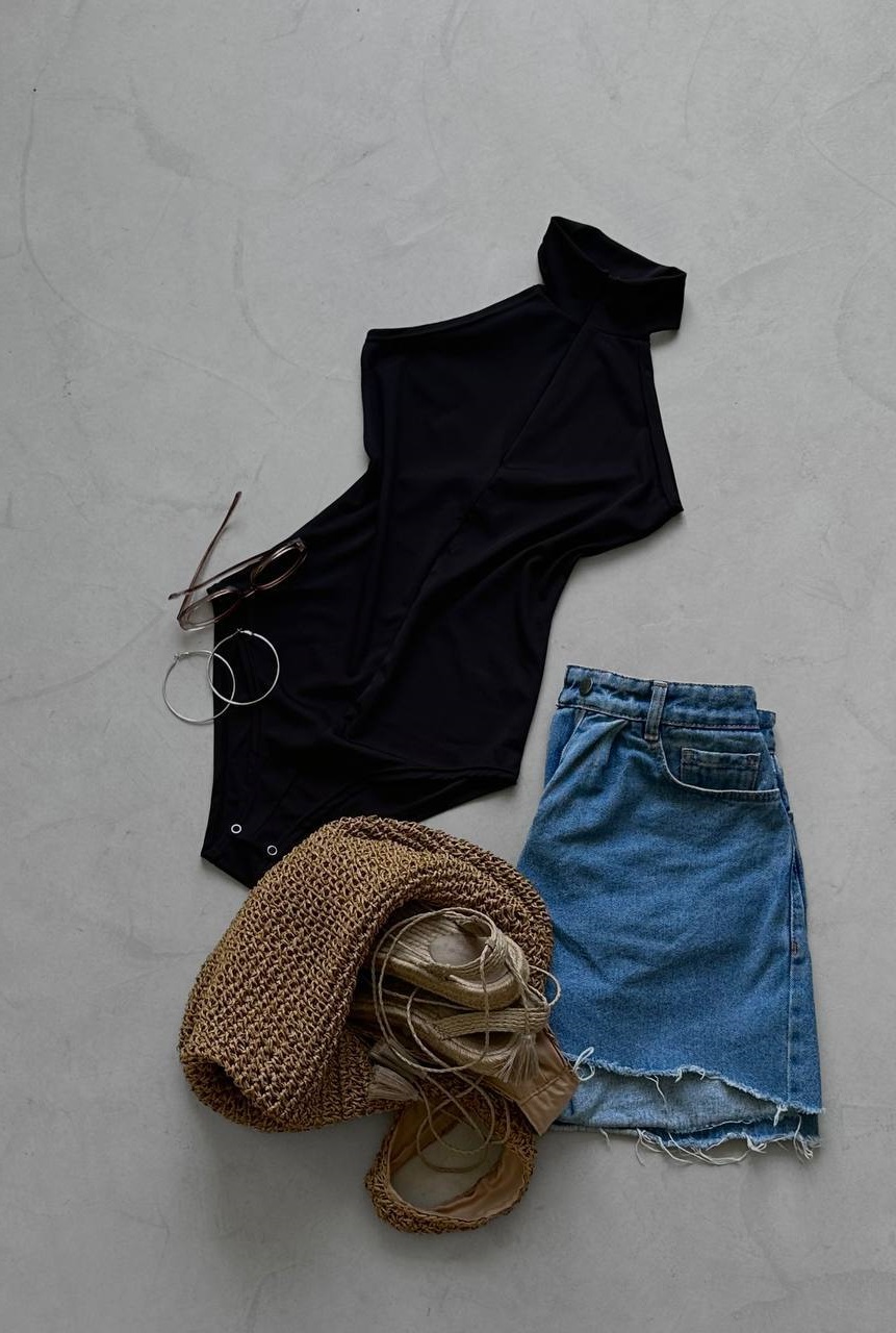 4b39324b-c8fa-11ee-ad4e-166b0be12ee5_1