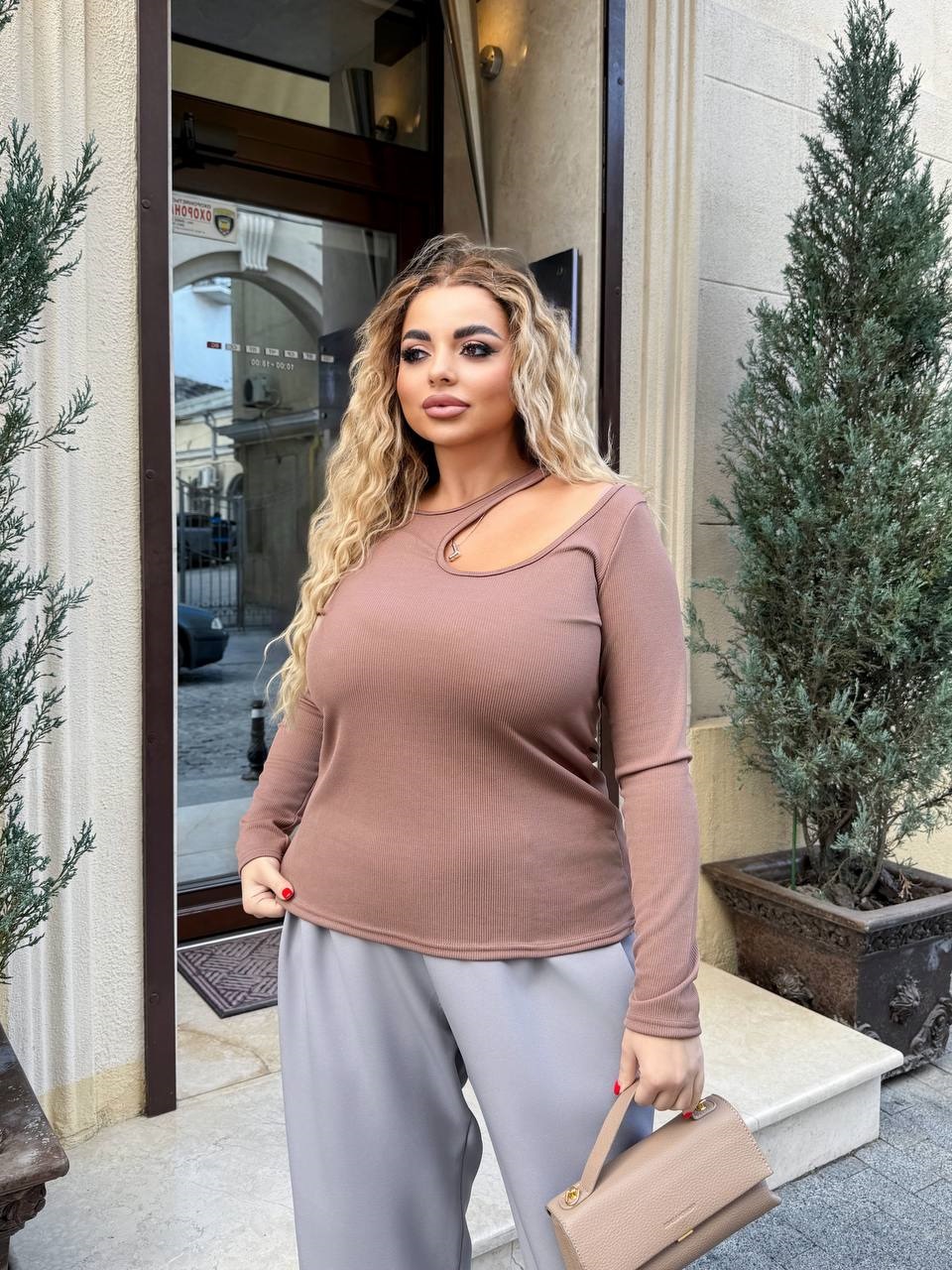 4b50e75e-9c30-11ef-8620-dee18ff4e8c0_1