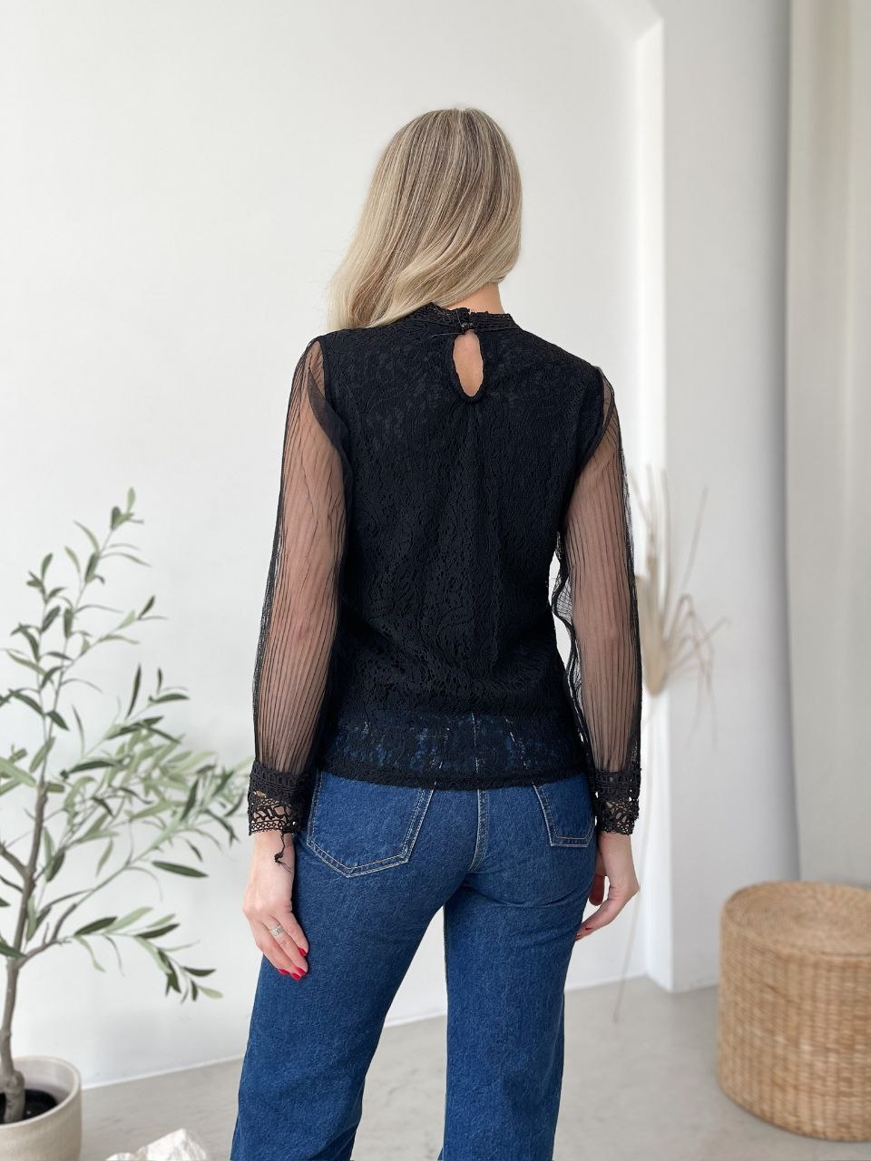 5c307fda-0385-11ef-ad82-166b0be12ee5_1